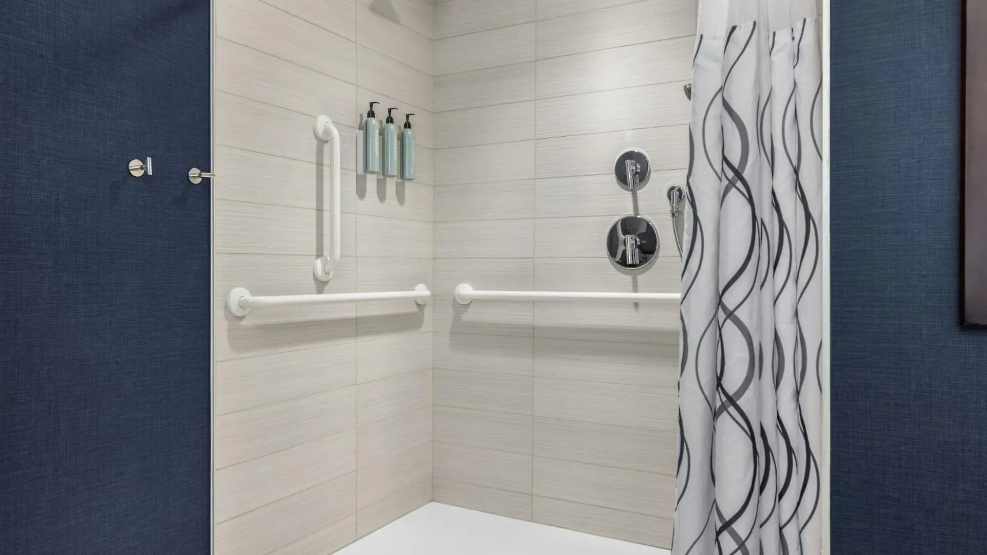 Hotel Residence Inn By Marriott The Bronx At Metro Center Atrium New York